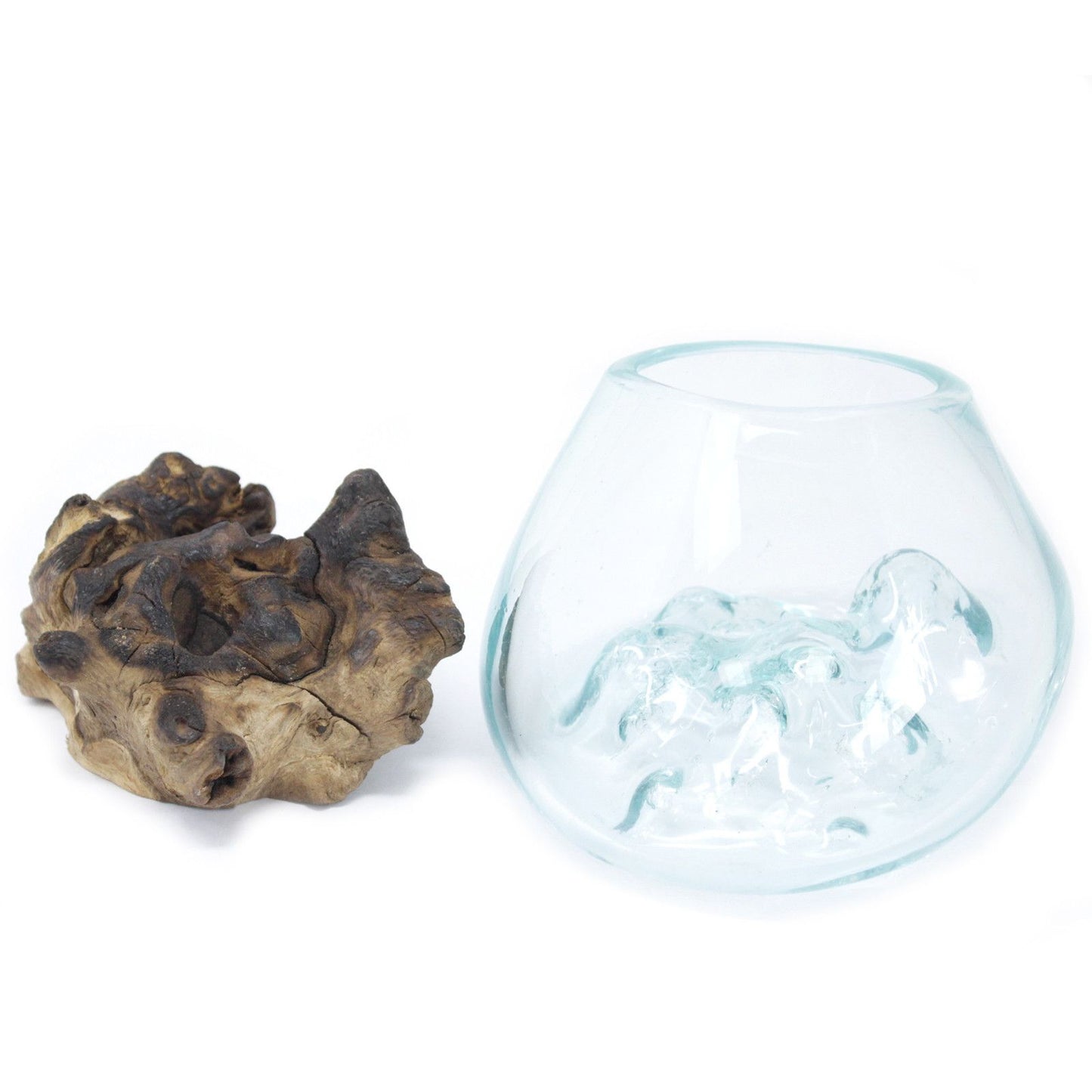 Handgemaakte Gerecycled glas  vaas/kom op whitewash Hout – Uniek Interieurstuk